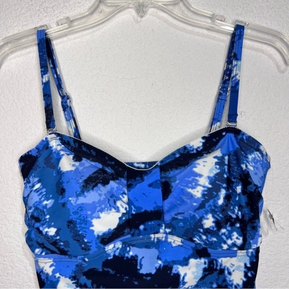 Croft & Barrow Blue & White Tankini Swim Top Removeable Straps New Size 12 - Picture 3 of 14